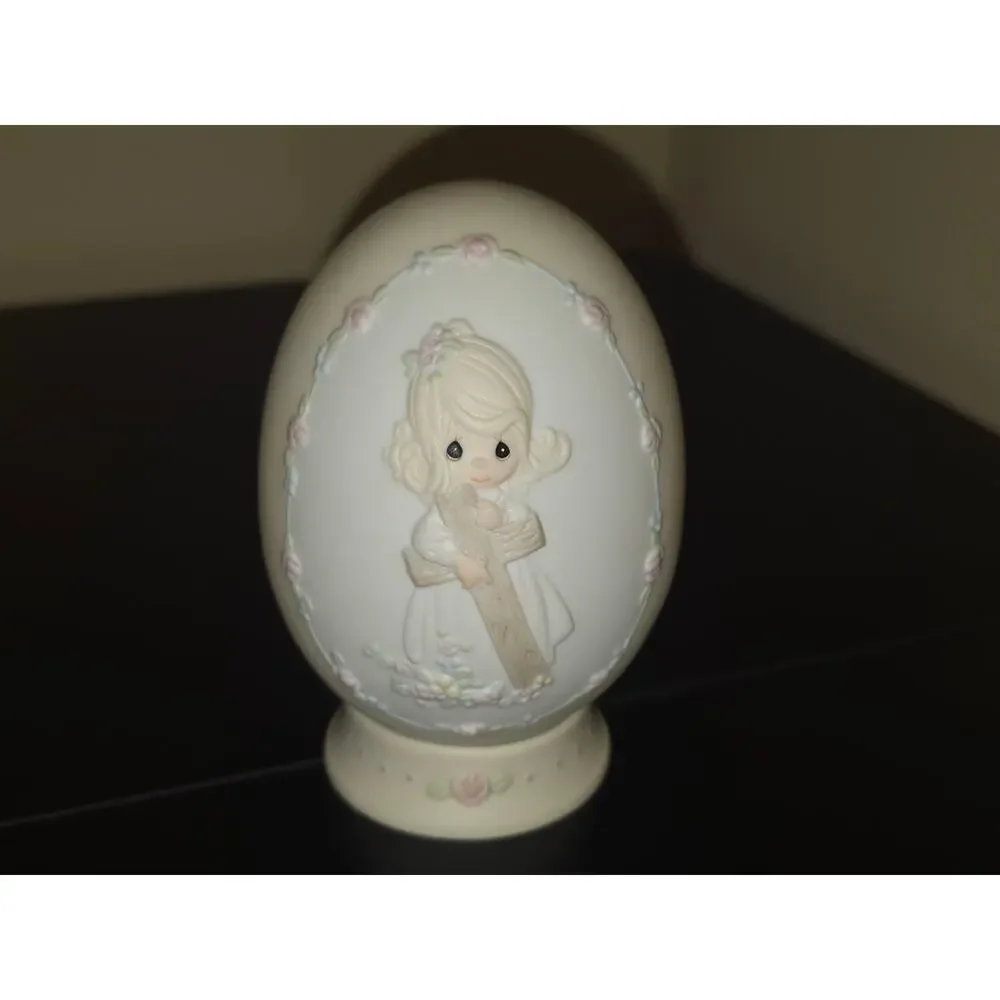 Enesco Precious Moments Easter 1991 “Old Rugged Cross” Egg Bisque 523534